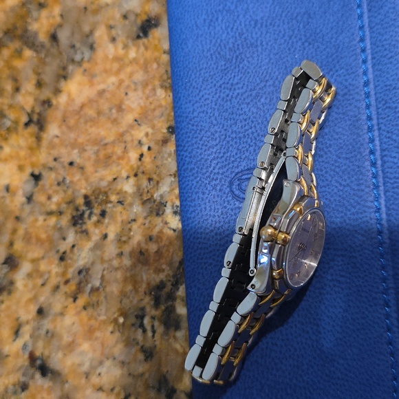 Concord Womens Saratoga SL 2 Tone Watch - Picture 11 of 16